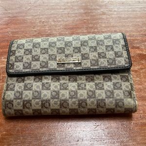 Liz Claiborne wallet